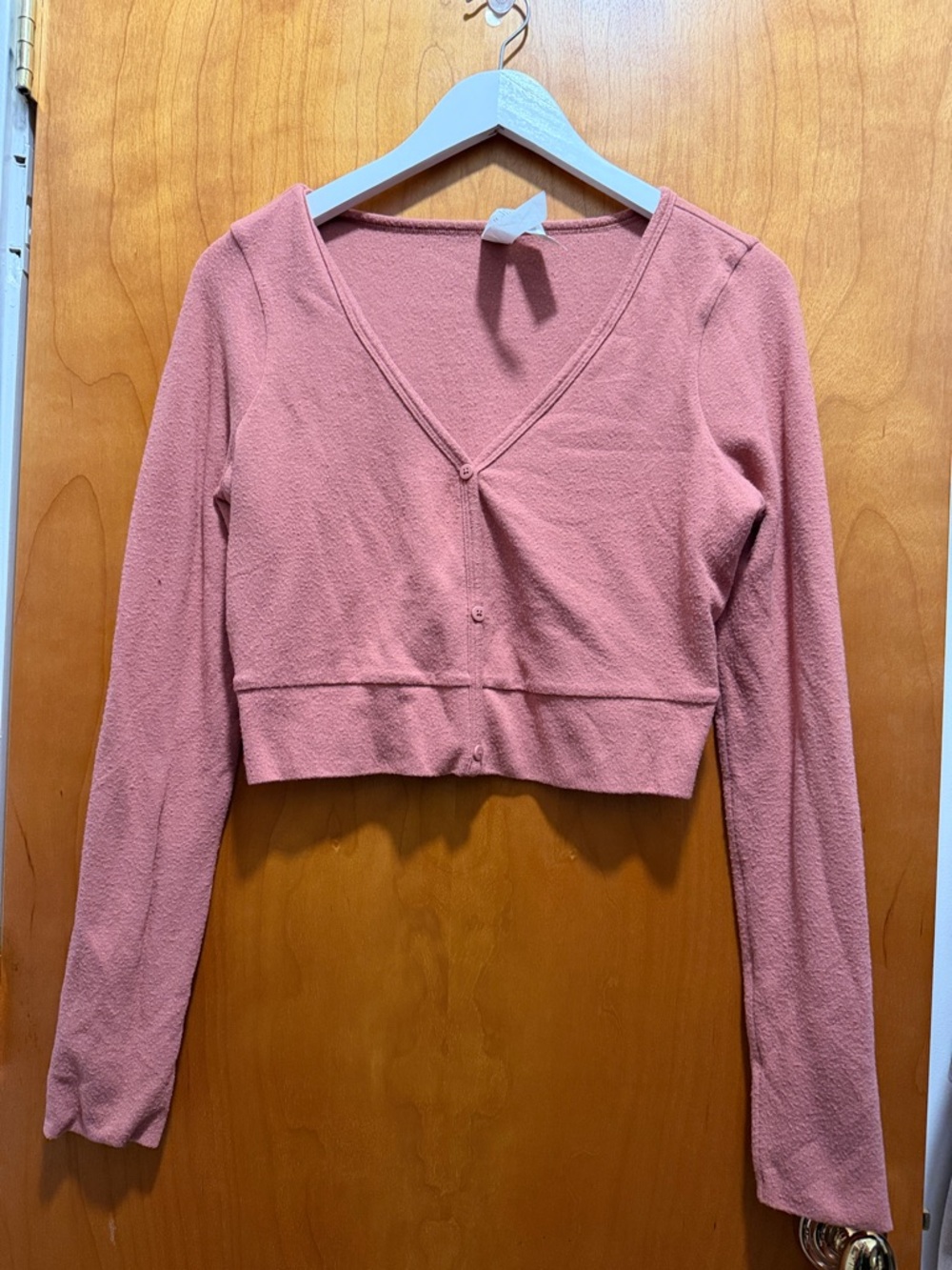 Alo Cropped V-Neck cardigan Button Front Long Sleeve Top -